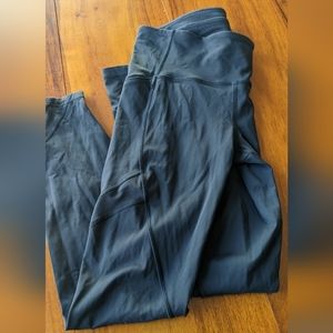 Lululemon Capri Leggings 23" Size 4